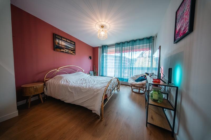 Appartement - 93 m² - 4 pièces