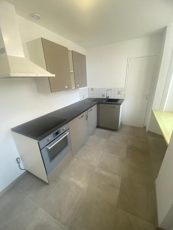 Maison - 102 m² - 4 pièces