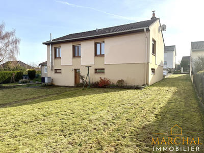Maison - 99 m² - 4 pièces