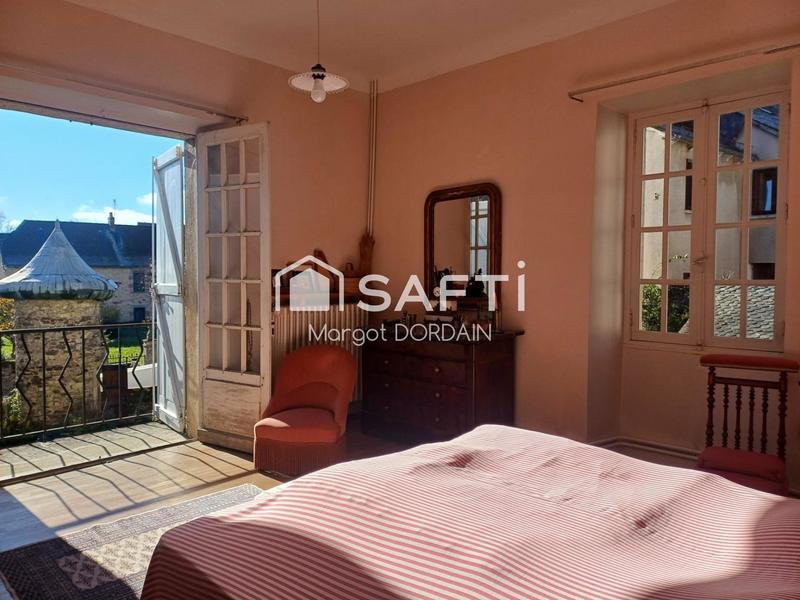 Maison de maîtres - 457 m² - 11 pièces