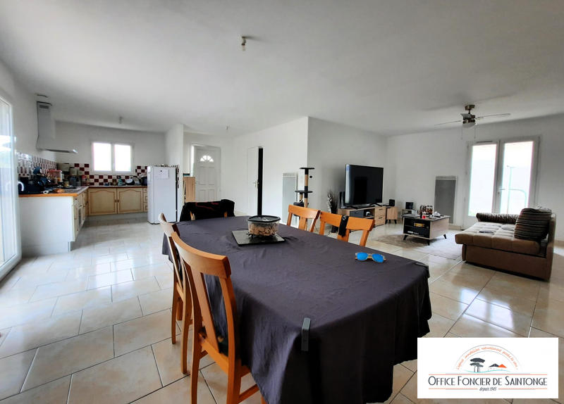 Maison - 110 m² - 4 pièces