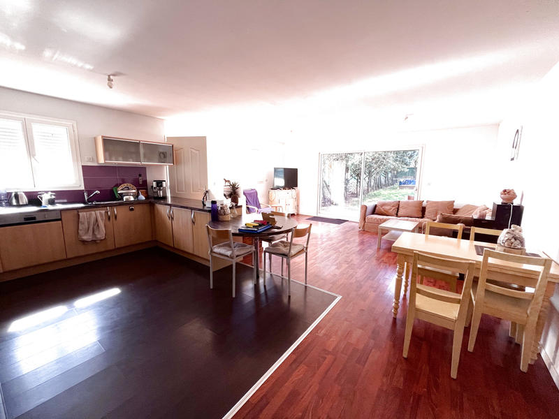 Villa - 100 m² - 4 pièces