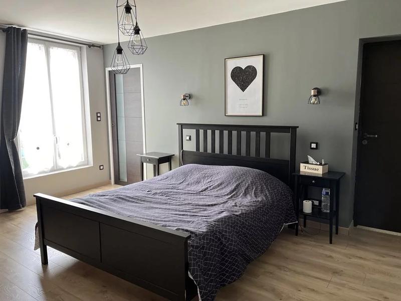 Propriété - 191 m² - 6 pièces