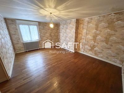 Maison - 142 m² - 6 pièces