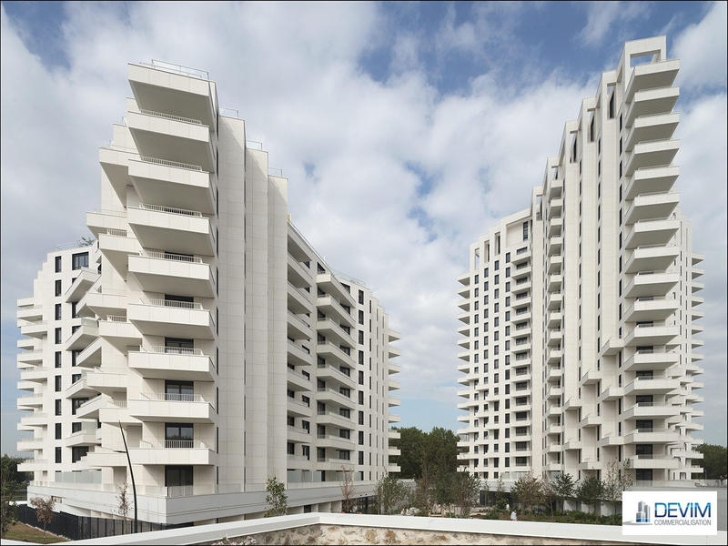 Local commercial - 107 m²