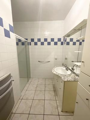 Appartement - 87 m² - 2 pièces