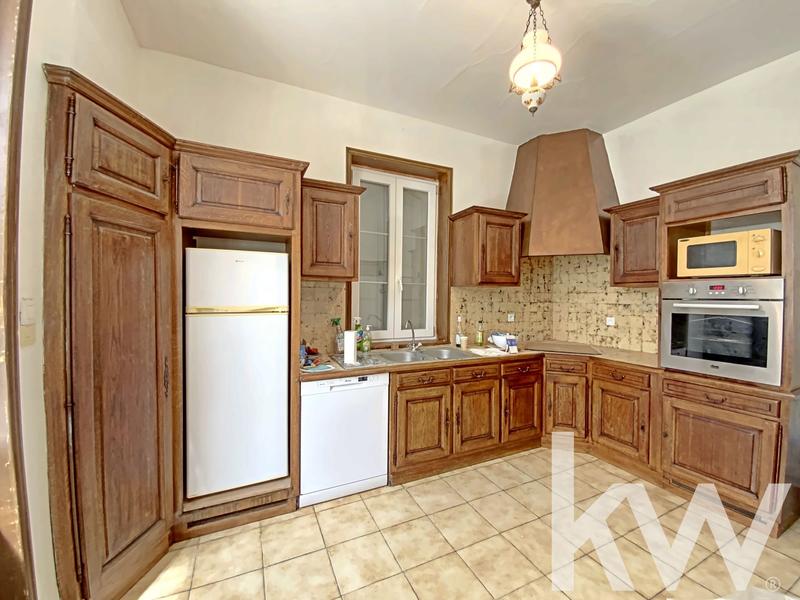 Manoir - 172 m² - 11 pièces