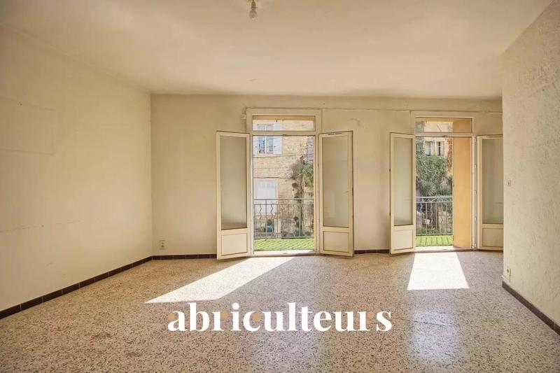 Immeuble - 168 m² - 5 pièces