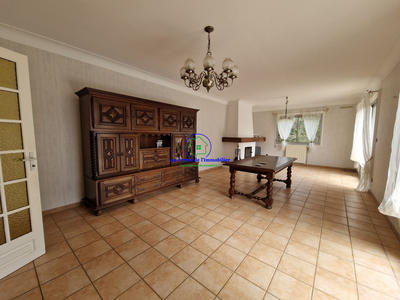 Maison traditionnelle - 129 m² - 6 pièces