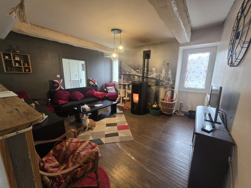 Maison - 102 m² - 4 pièces