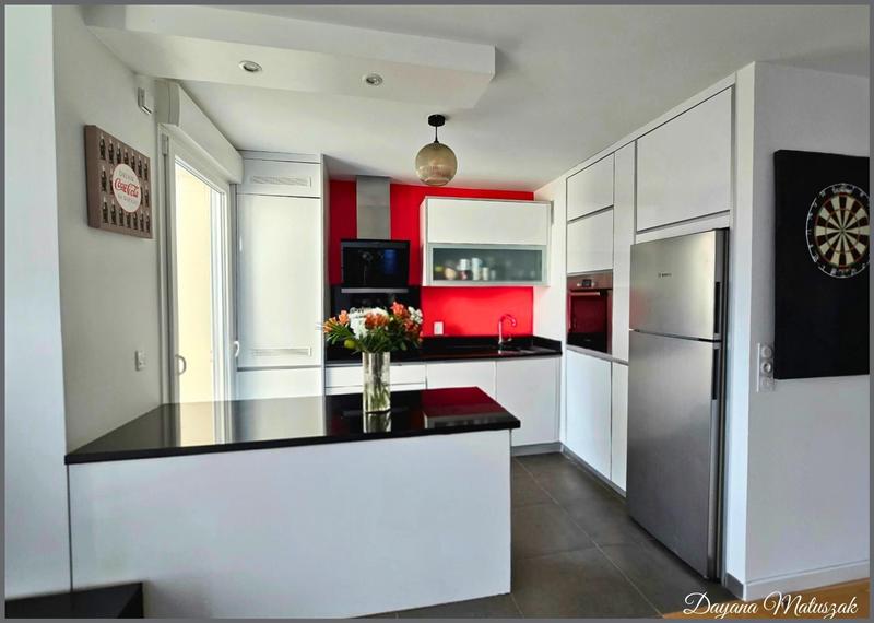 Appartement - 82 m² - 4 pièces