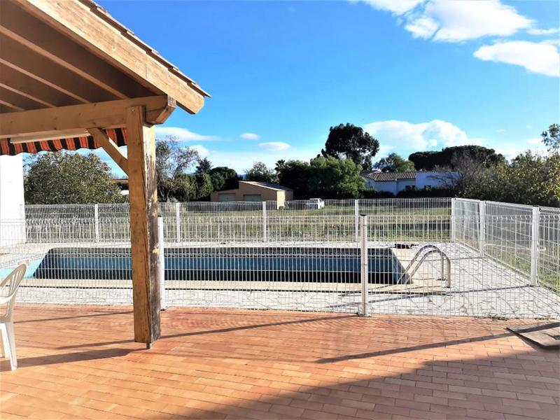 Maison - 300 m² - 10 pièces