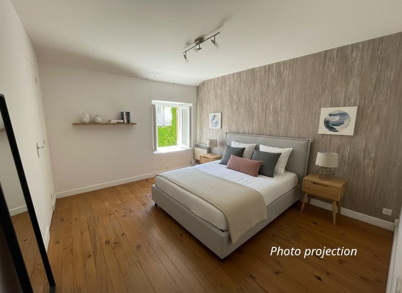 Maison - 140 m² - 8 pièces