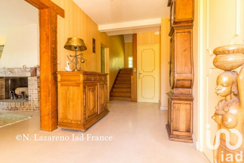 Maison - 233 m² - 9 pièces