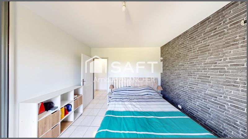 Maison - 141 m² - 8 pièces