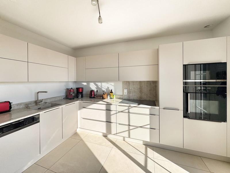 Maison - 200 m² - 5 pièces