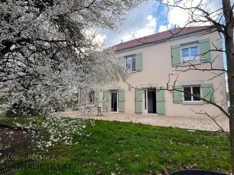 Maison - 309 m² - 10 pièces