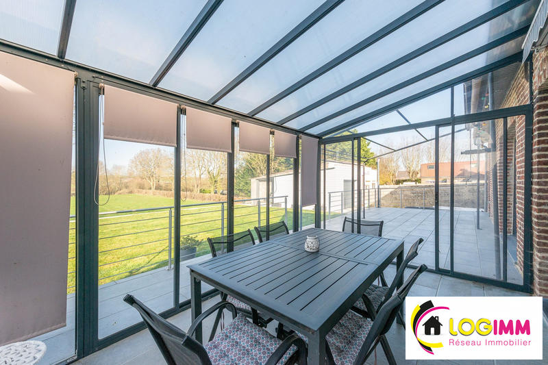 Maison - 256 m² - 7 pièces