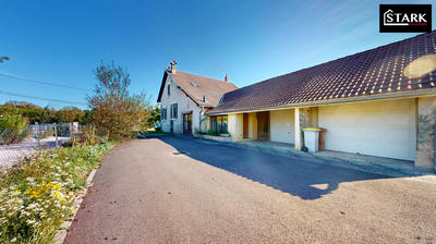 Maison - 107 m² - 6 pièces