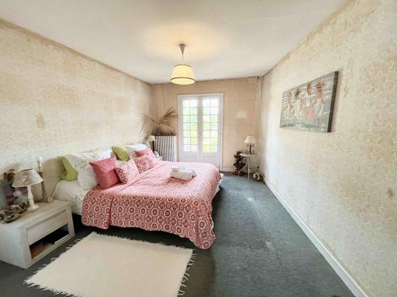 Maison - 388 m² - 15 pièces