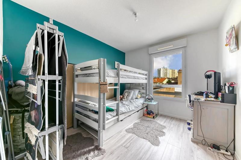 Maison - 75 m² - 4 pièces