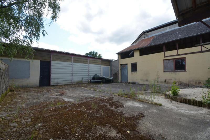 Maison - 200 m² - 8 pièces