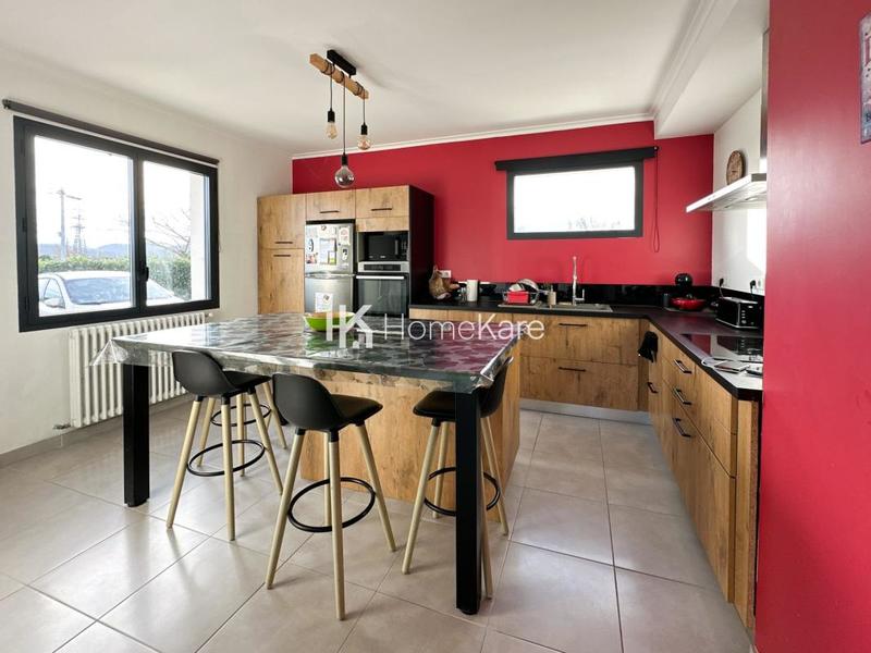 Maison - 110 m² - 5 pièces