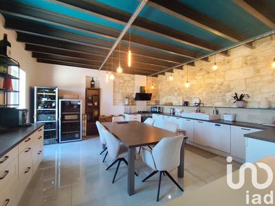 Maison - 180 m² - 5 pièces