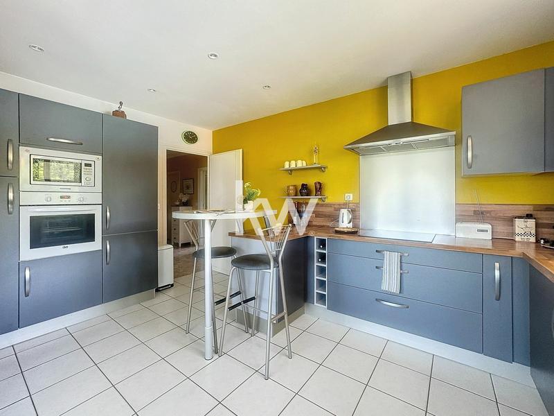 Maison - 159 m² - 6 pièces