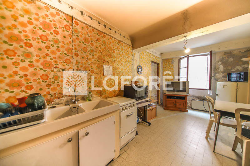 Maison - 137 m² - 6 pièces