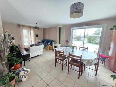 Pavillon - 175 m² - 6 pièces