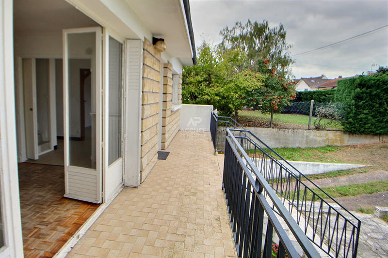 Maison - 90 m² - 6 pièces