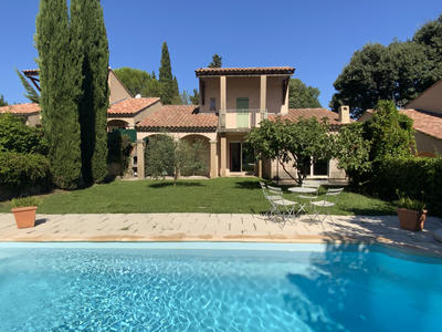 Maison - 111 m² - 4 pièces