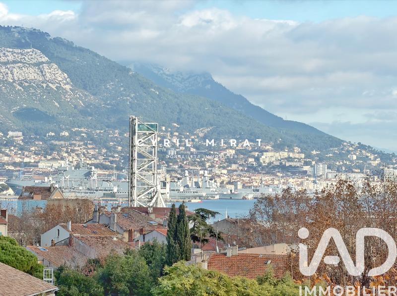 Maison - 172 m² - 8 pièces