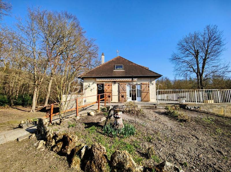 Maison - 150 m² - 8 pièces