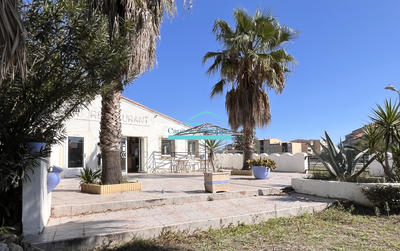 Propriété - 400 m² - 20 pièces