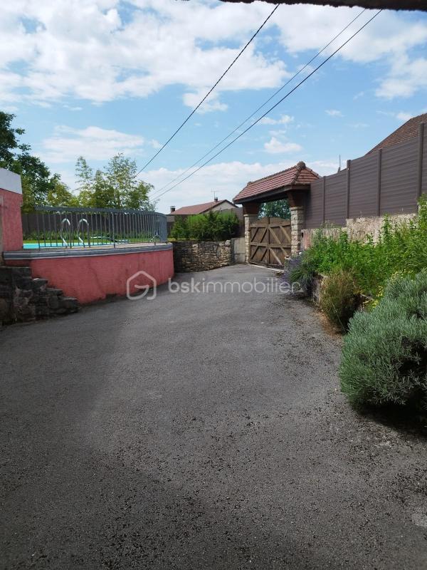 Demeure - 420 m² - 11 pièces