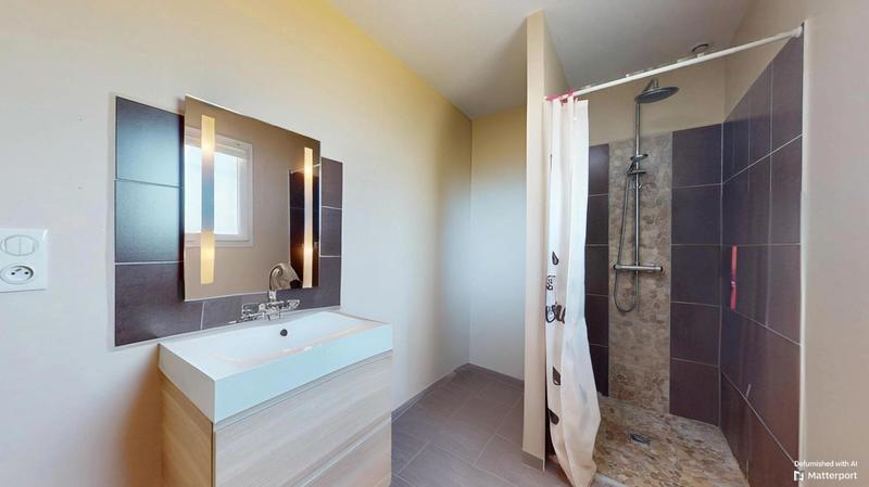 Maison - 163 m² - 6 pièces