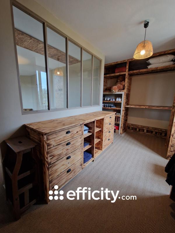 Maison - 208 m² - 6 pièces