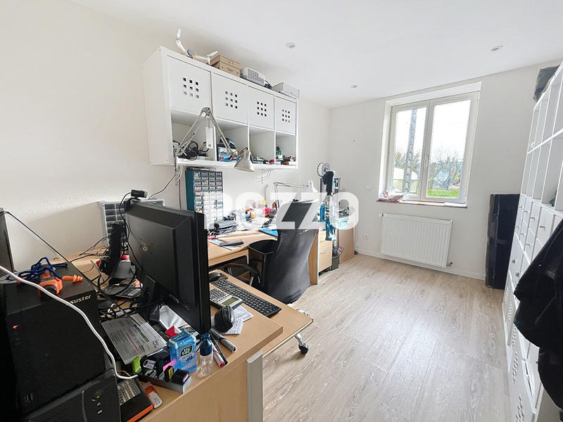 Maison - 175 m² - 7 pièces