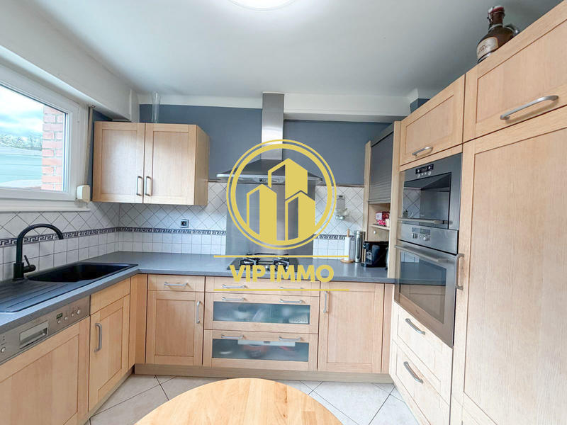 Maison - 83 m² - 4 pièces