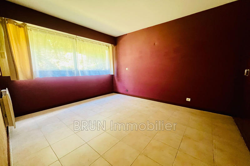 Appartement - 180 m² - 6 pièces