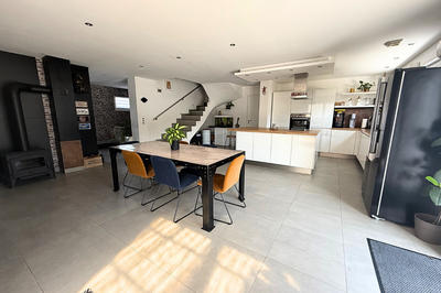 Maison - 145 m² - 5 pièces