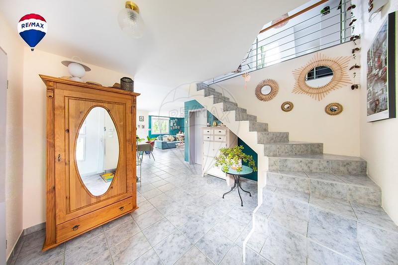 Maison - 170 m² - 6 pièces