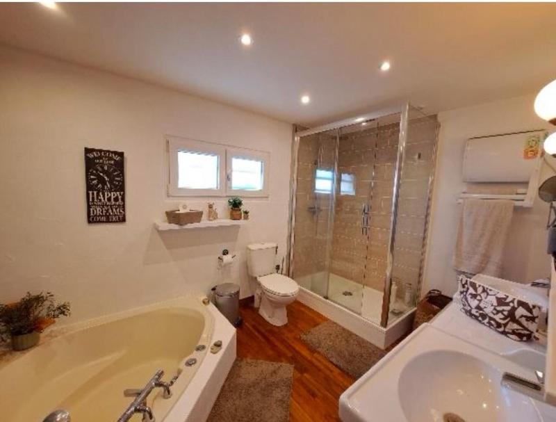 Maison - 162 m² - 7 pièces