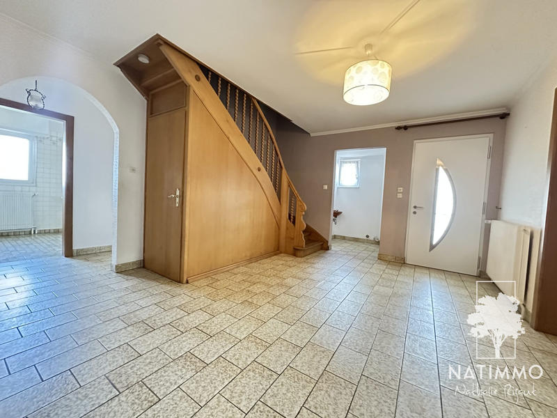 Villa - 201 m² - 7 pièces