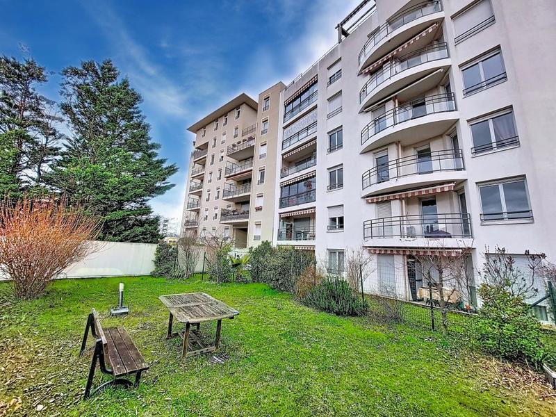 Appartement - 88 m² - 4 pièces