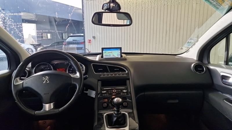 Peugeot 5008 1.6 Bluehdi 120ch Ss Bvm6 7 Places Allure