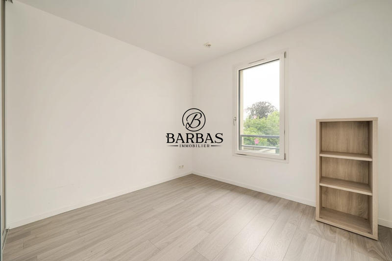 Appartement - 302 m² - 10 pièces