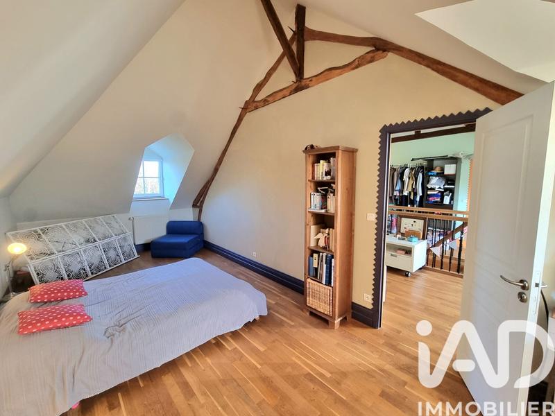 Maison - 200 m² - 10 pièces